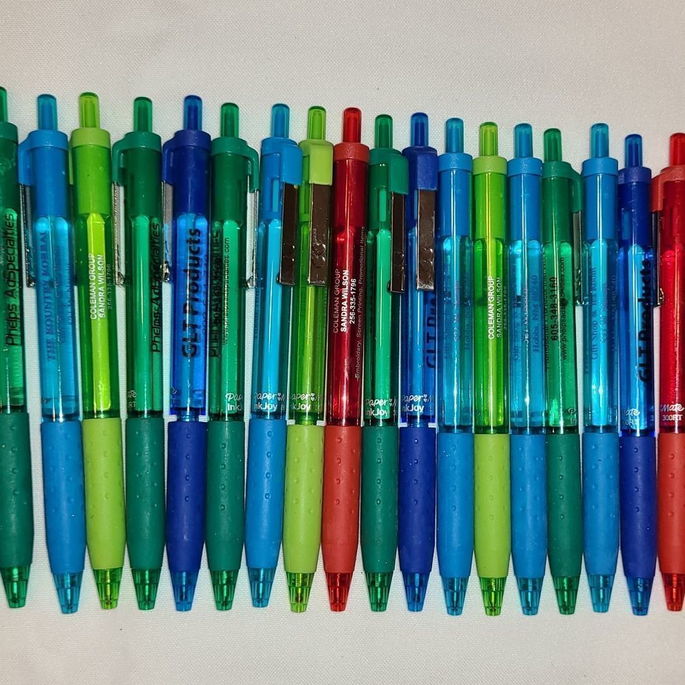 30 NEW Papermate Ink Joy 300RT pens,  black ink, all new